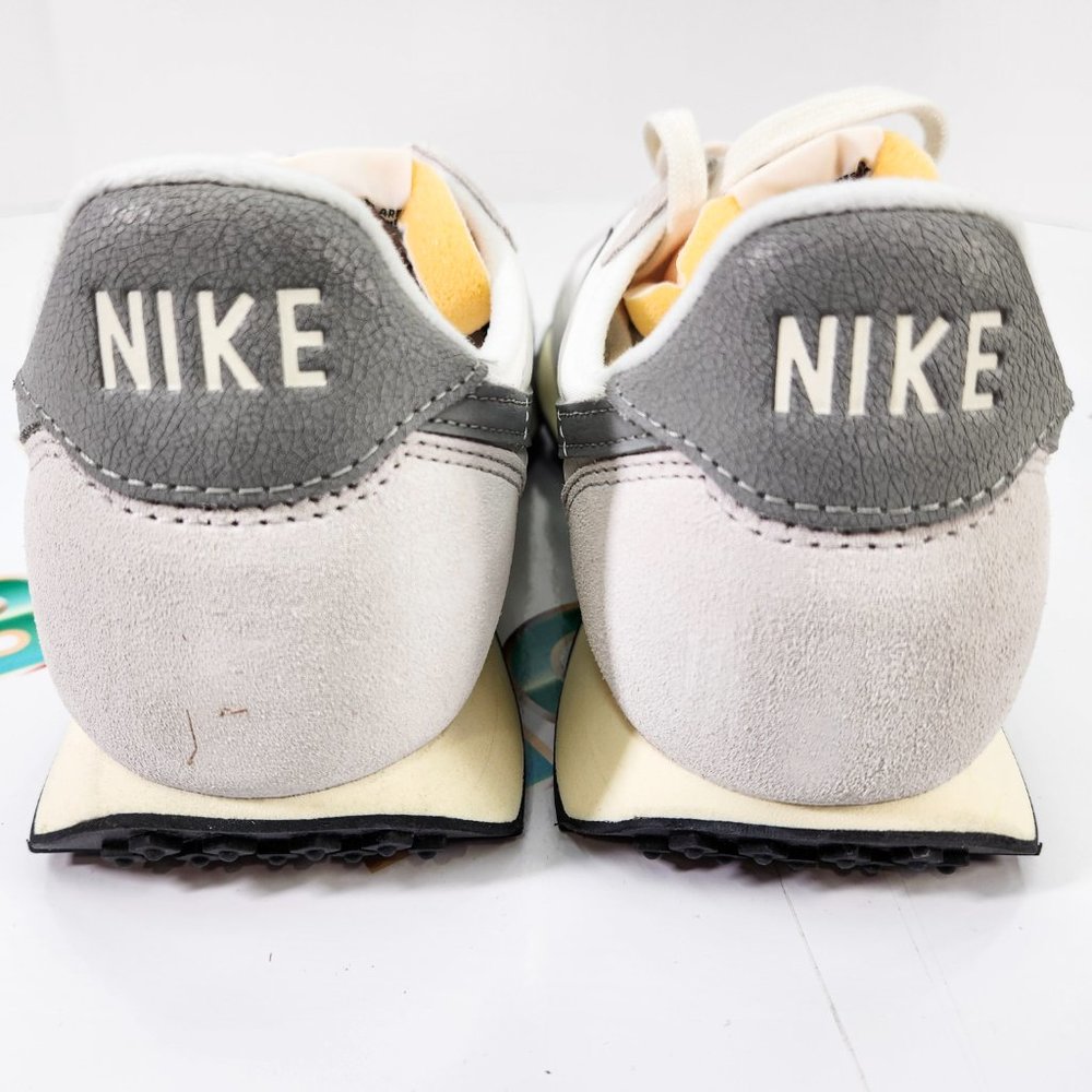 Nike Waffle Trainer 2 SE Men's Sneaker Shoe Limited Edition Cream DM0180-100 - Picture 11 of 11